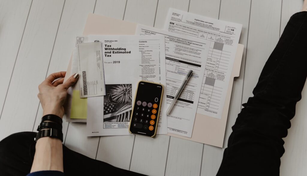Digital invoice and tax compliance documents for e-invoicing